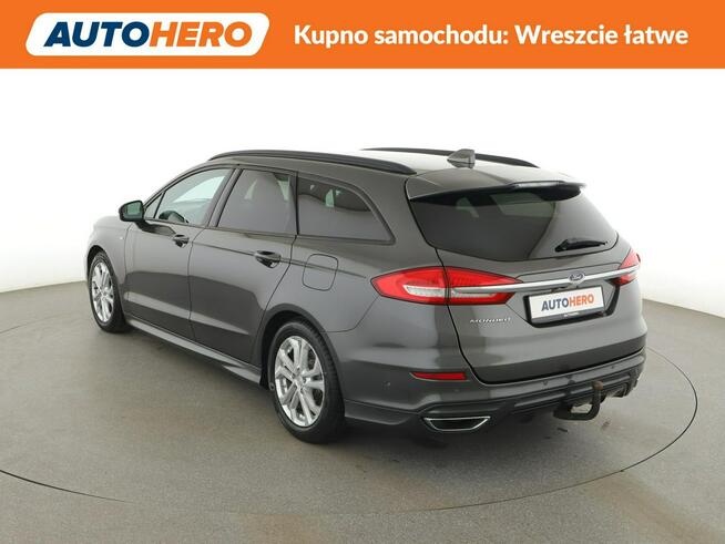 Ford Mondeo automat full LED virtual cocpit navi klima auto grzane fotele hak