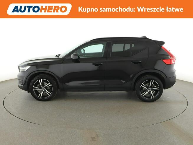 Volvo XC 40 R-Design, Automat, Panorama, Kamera, Navi, Podg.fotele