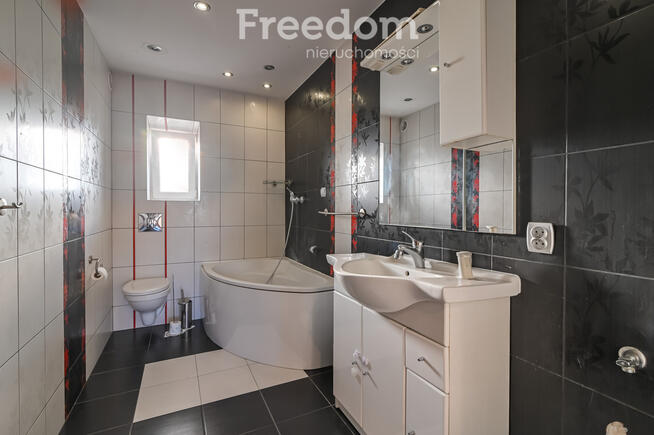 Hala 200 m2 z biurem - Pruszcz Gdański