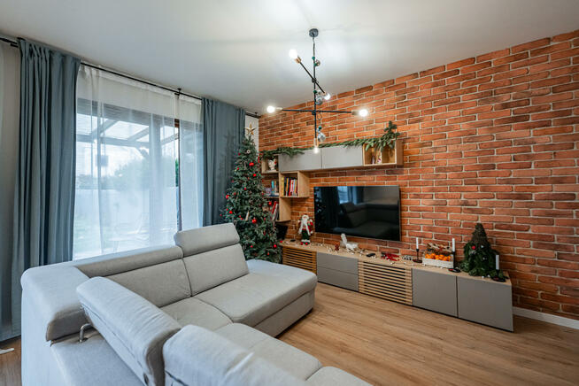 Dom Ślęza gm. Kobierzyce, Kwiatowa