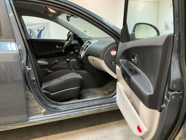 Kia Cee'd Klimatronik, 8 airbag, alufelgi, auto zadbane, isofix, drugie koła