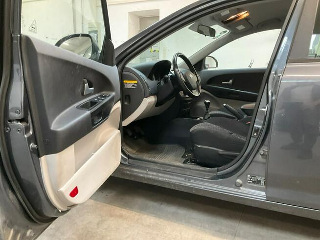 Kia Cee'd Klimatronik, 8 airbag, alufelgi, auto zadbane, isofix, drugie koła