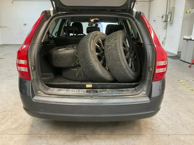 Kia Cee'd Klimatronik, 8 airbag, alufelgi, auto zadbane, isofix, drugie koła