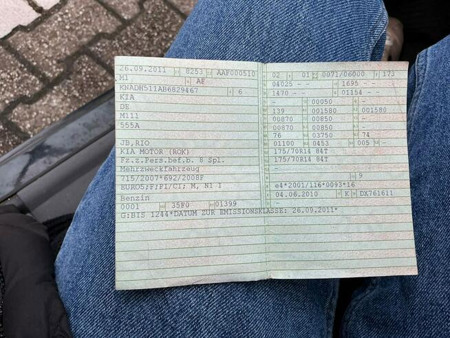 Kia Rio Benzyna, klimatyzacja, opony wielosezonowe, isofix, el.szyby i lusterk