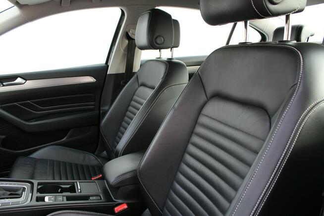 Volkswagen Passat ELEGANCE Dynaudio DSG Salon PL Serwis ASO Zamiana Finansowanie FV 23%