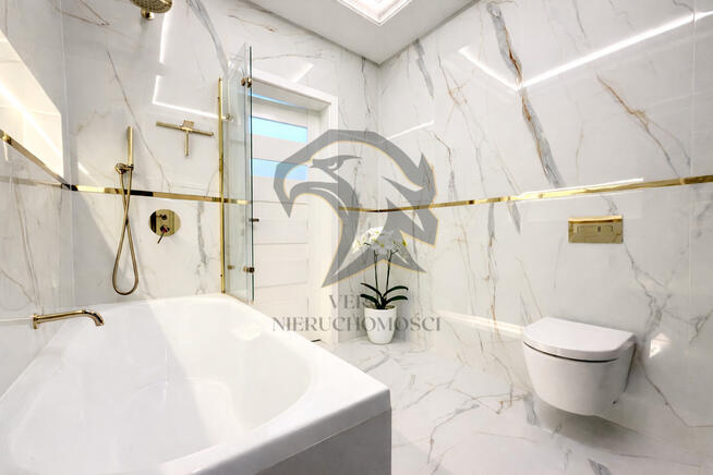 Jej Wysokość Matka i Mała Księżniczka.