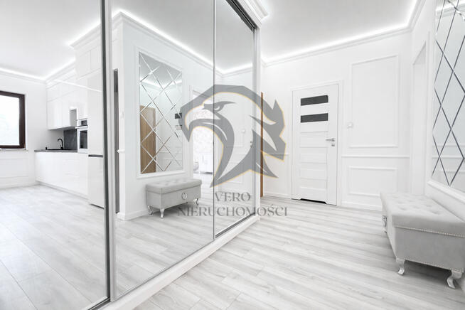 Jej Wysokość Matka i Mała Księżniczka.