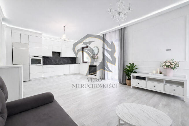 Jej Wysokość Matka i Mała Księżniczka.