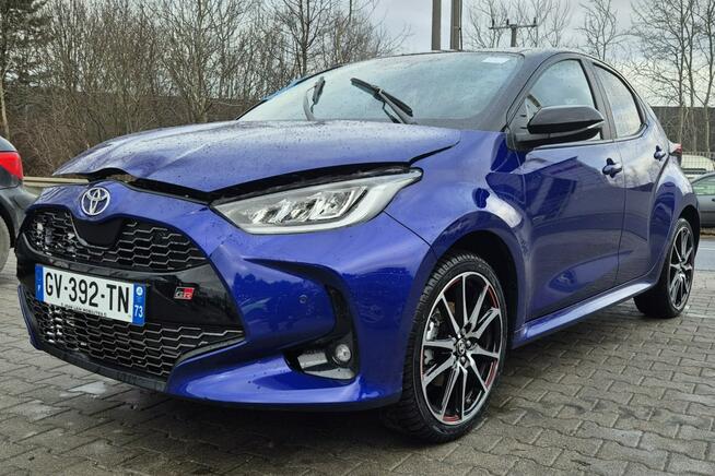 Toyota Yaris 1.5 GR SPORT 130KM Hybryda Alu 18 Skóra grzana kierownica