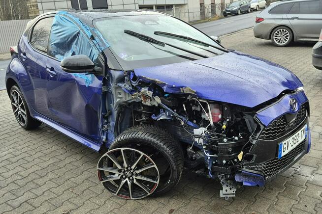 Toyota Yaris 1.5 GR SPORT 130KM Hybryda Alu 18 Skóra grzana kierownica