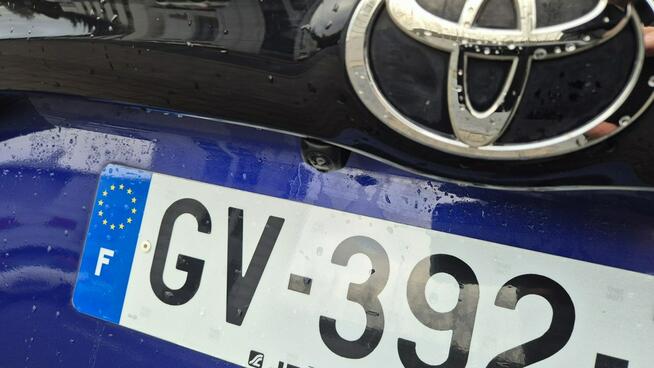 Toyota Yaris 1.5 GR SPORT 130KM Hybryda Alu 18 Skóra grzana kierownica