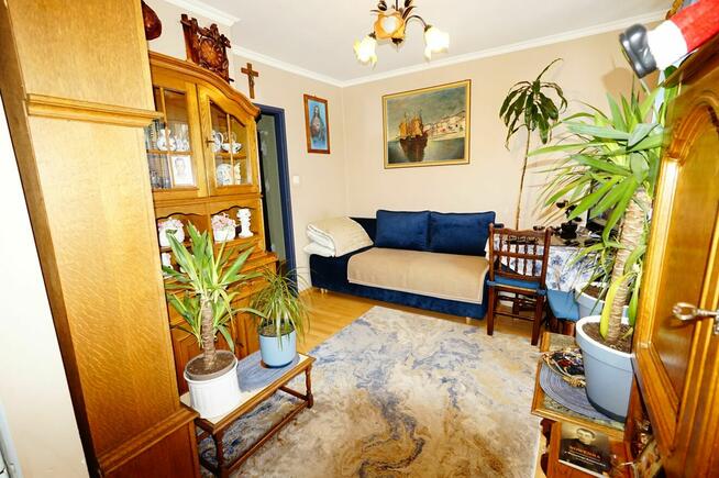 rewelacyjna okolica/ładne