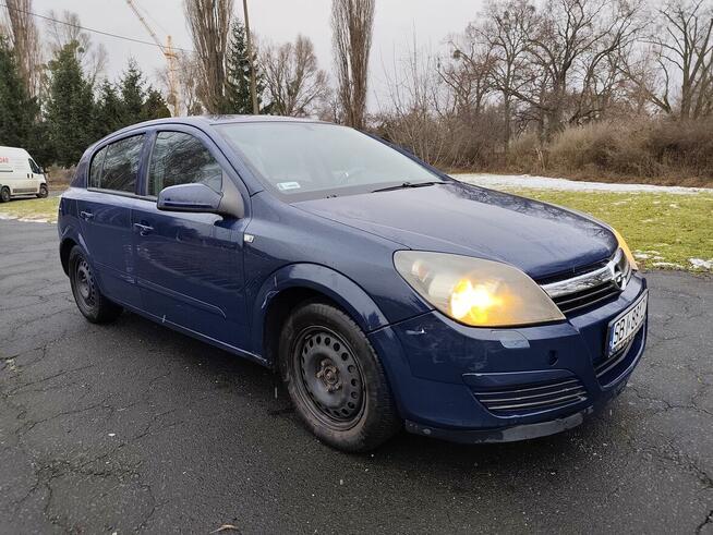 Opel Astra H 1.7 100KM 2004r