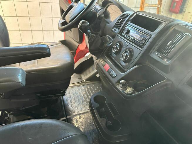 Sprzedam samochód Peugeot Boxer 2.2 HDi z 2021 roku