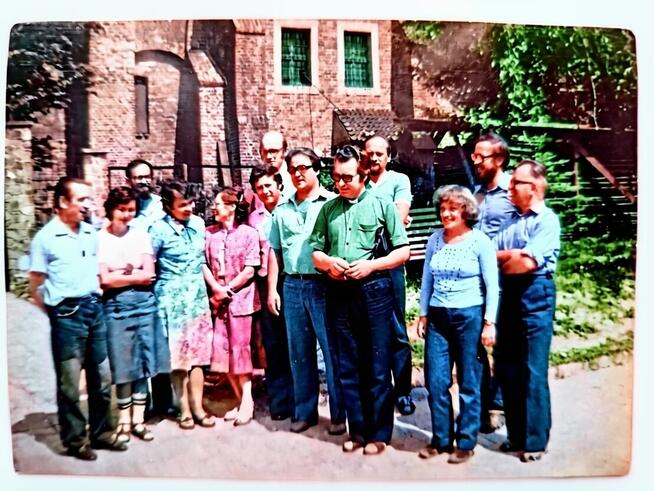 Ożywianie i koloryzacja starych zdjęć restauracja krótki fil