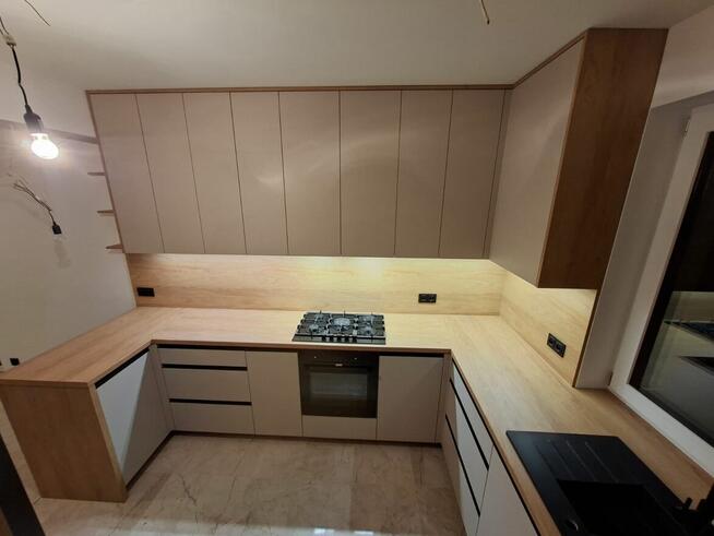 Stolarz z 15 letnim doświadczeniem szuka pracy