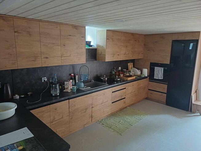 Stolarz z 15 letnim doświadczeniem szuka pracy