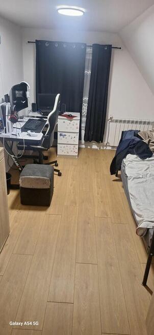 Siedlisko. Dom z działką blisko jeziora.