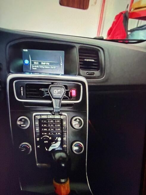 VOLVO V60 TRIM LEVEL 1 (KINETIC) 4CYL/1,6L/2V D4162T 115PS/2