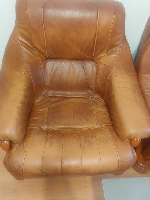 Sprzedam skórzana kanape z funkcja spania i 2 fotele