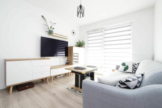 DRABINIANKA 2 pokojowe mieszkanie, balkon,winda, komórka