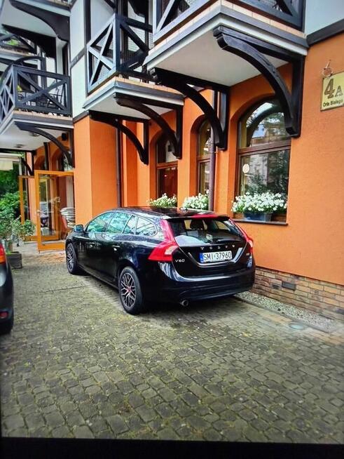 VOLVO V60 TRIM LEVEL 1 (KINETIC) 4CYL/1,6L/2V D4162T 115PS/2