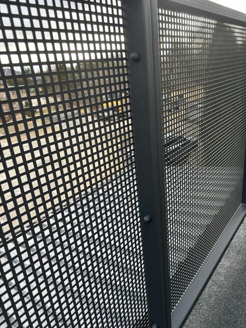 Producent balustrad stalowych-dla firm i klientów prywatnych