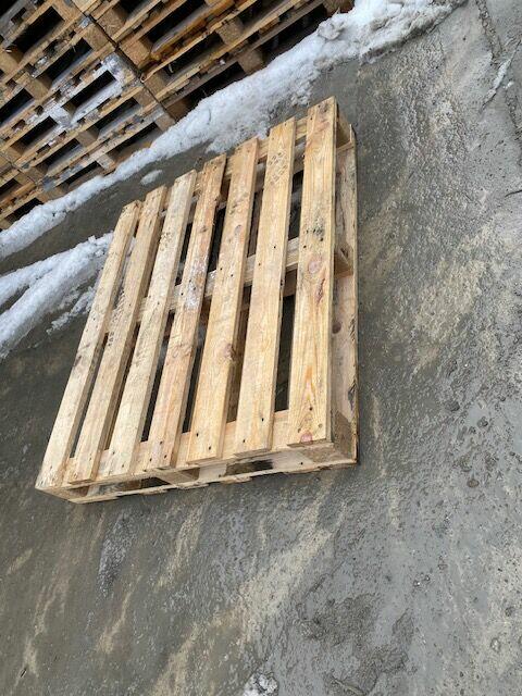 Paleta zamknięta 120x100 V