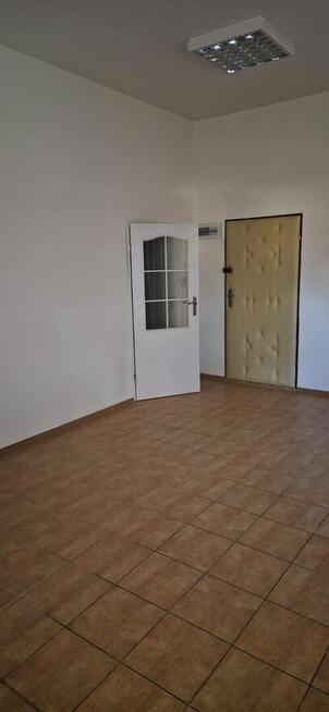 Lokal 40 m² do wynajęcia – Kalisz, ul. Niemojowskich. Gotowy