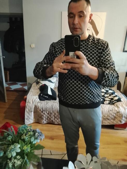 Poznam luźna znajomość lub fajna relacja