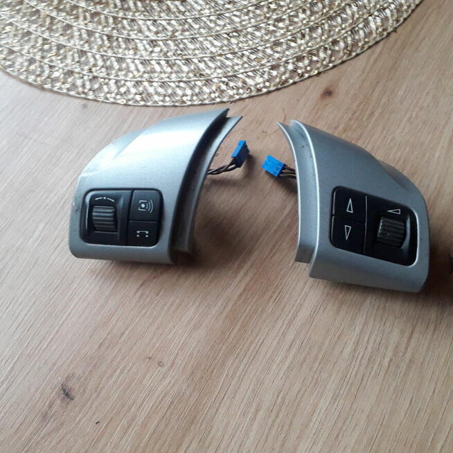Przyciski kierownicy Opel Vectra C