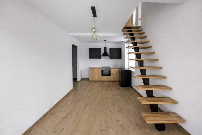 2 mieszkania dwupoziomowe w Hoczwi, pow. Leski, Bieszczady –