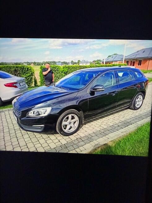 VOLVO V60 TRIM LEVEL 1 (KINETIC) 4CYL/1,6L/2V D4162T 115PS/2