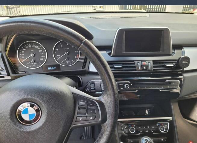 Auto bmw 216 D
