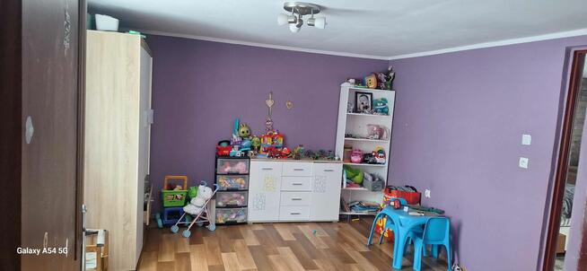 Siedlisko. Dom z działką blisko jeziora.