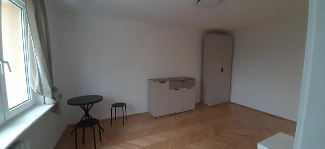 Wynajmę kawalerkę w cichej okolicy Kielce Wiosenna
