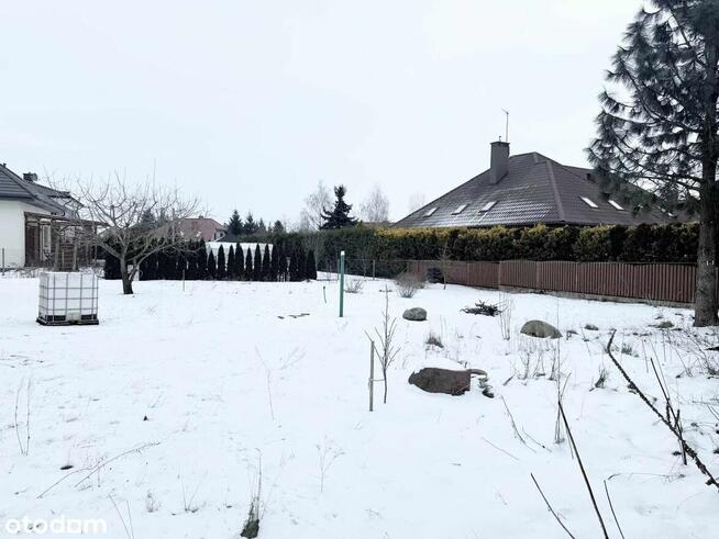 Działka budowlana– pełne uzbrojenie Grębocin