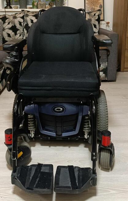 Wuzek inwalidzki elektryczny quantum Q4