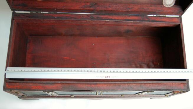 Duży kufer, skrzynia drewniana, vintage, kolonialny styl