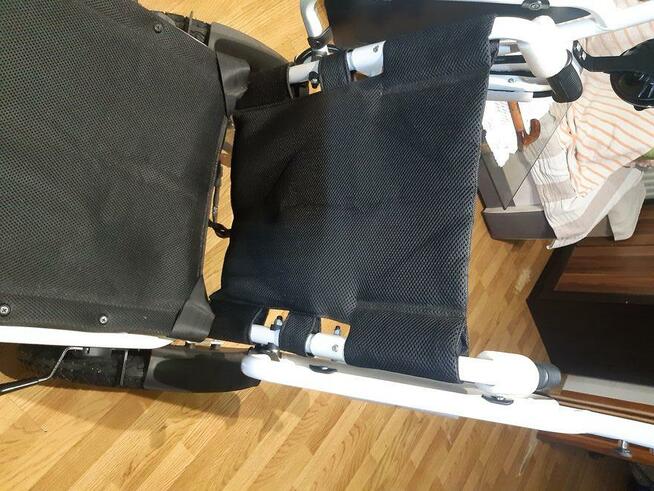 Skuter elektryczny i wózek elektryczny, oraz ręczny inwalidzk