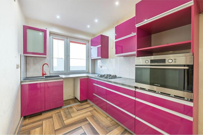 Dom - Ulica Bukowa 6. + garaż.