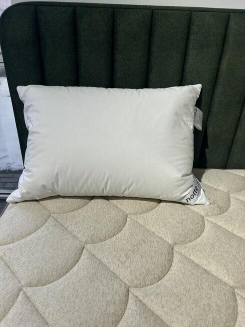 Poduszka z puchu gęsiego Notte Amore