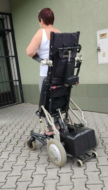 Wuzek inwalidzki elektryczny