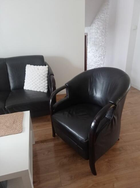 Sprzedam skórzana kanapę z fotelem