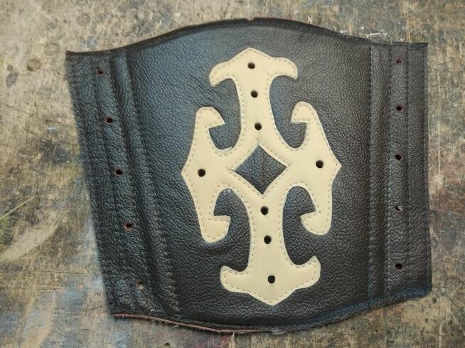 Karwasz łuczniczy ,ochraniacz przedramienia skóra naturalna