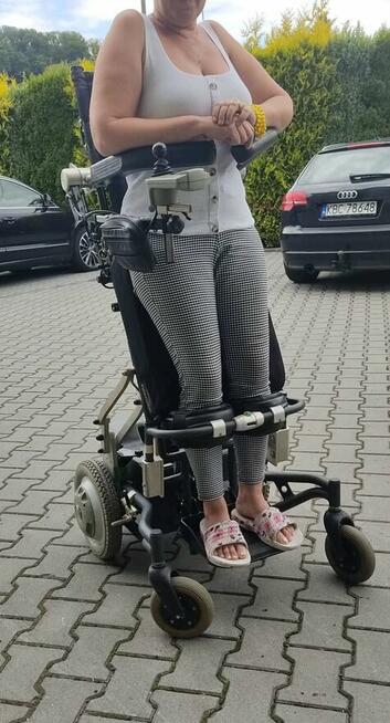 Wuzek inwalidzki elektryczny