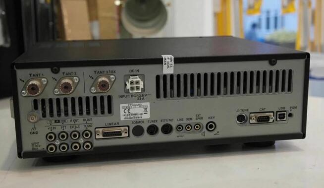 Radio YAESU FT DX 3000D