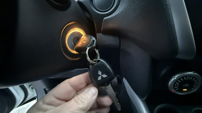 Mitsubishi ASX 1.8did 150 KM klima podgrzewane fotele full serwis zadbany 1rok gwara