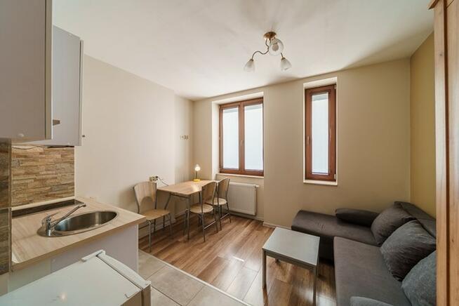 Zachodnia 101, Śródmieście, jasna kawalerka