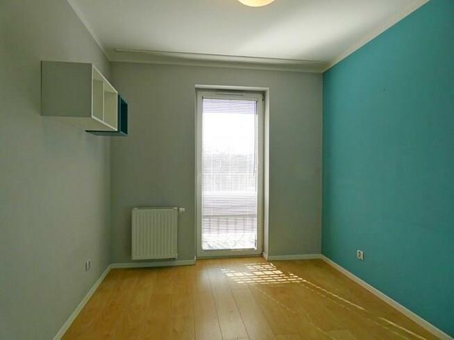 Żabiniec 38, Olsza, 2 pokoje z balkonem i garażem